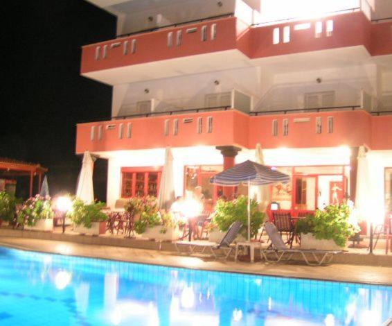 Knossos Aparthotel Pánormos Екстериор снимка