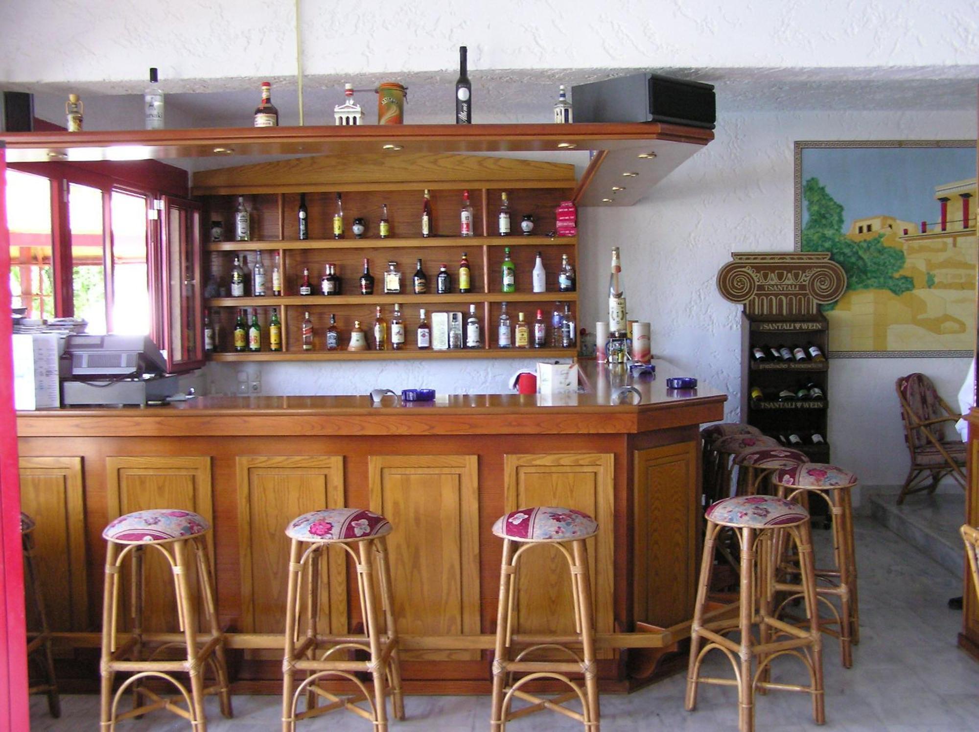 Knossos Aparthotel Pánormos Екстериор снимка