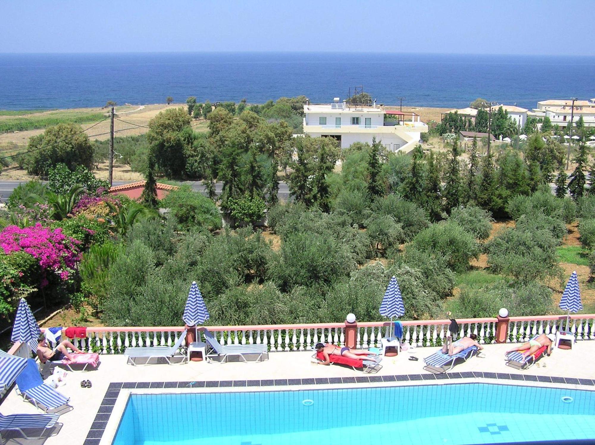 Knossos Aparthotel Pánormos Екстериор снимка